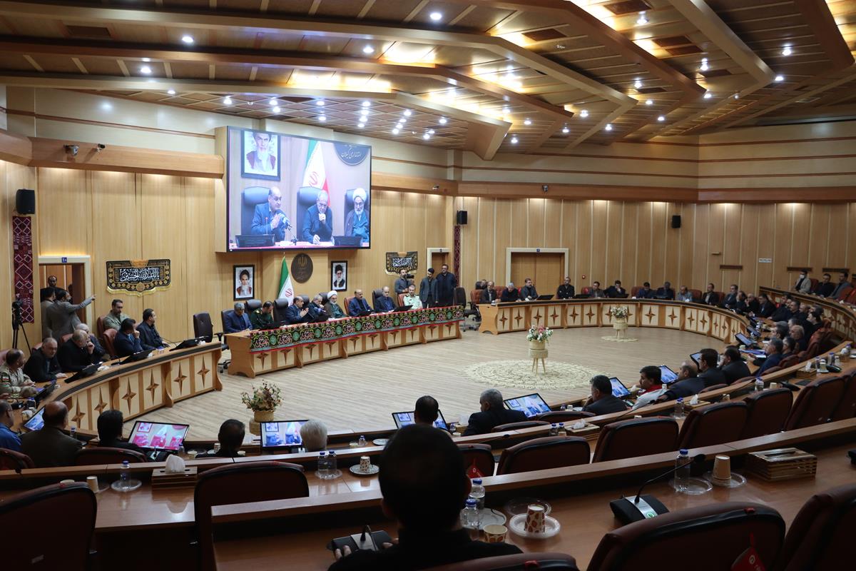 با حضور رئیس جمهور؛  جلسه شورای اداری گیلان برگزار شد